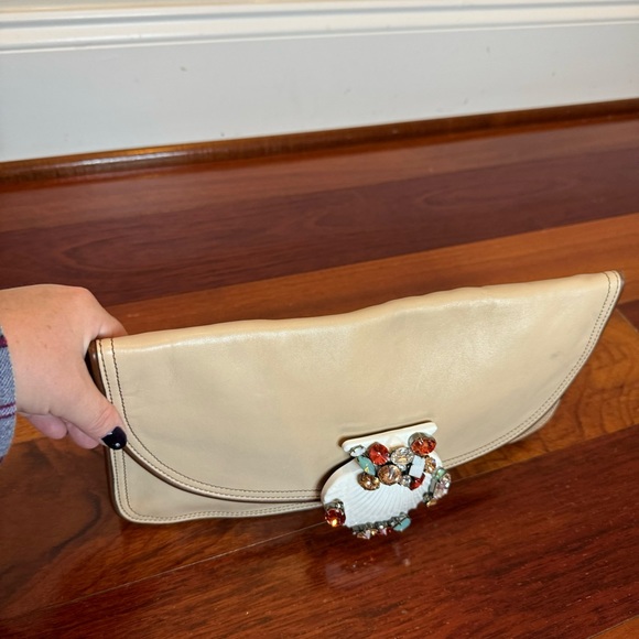 Marc Jacobs RARE Beige Leather Crystal Embellished Clutch - Picture 5 of 15